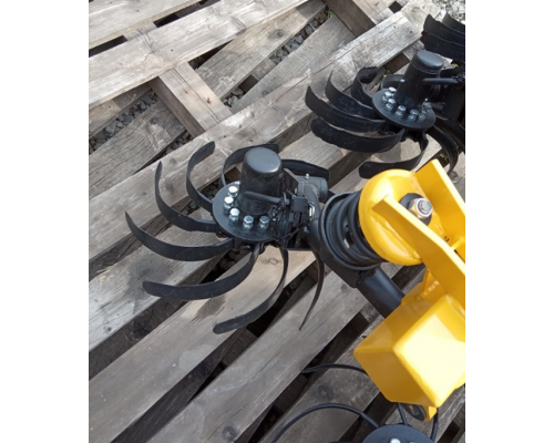 Cultivator inovativ pentru vie și livada