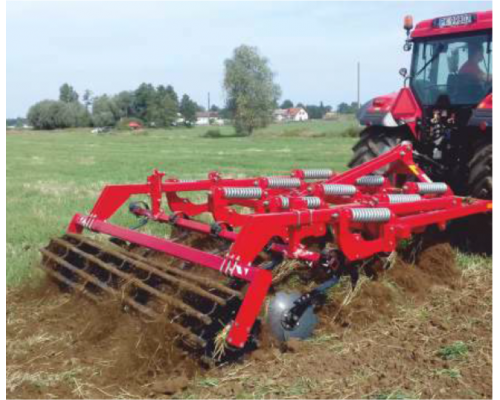Cultivator de miriște AJAX TRIO