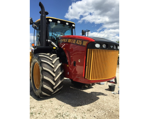 Tractor Versatile 425 - Primul în Republica Moldova !!!