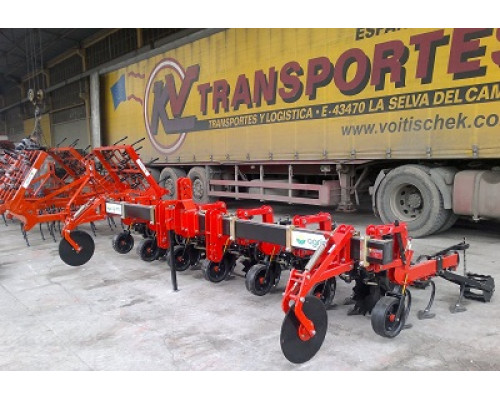 Cultivator între rînduri